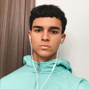 Meet your Posher, Luis